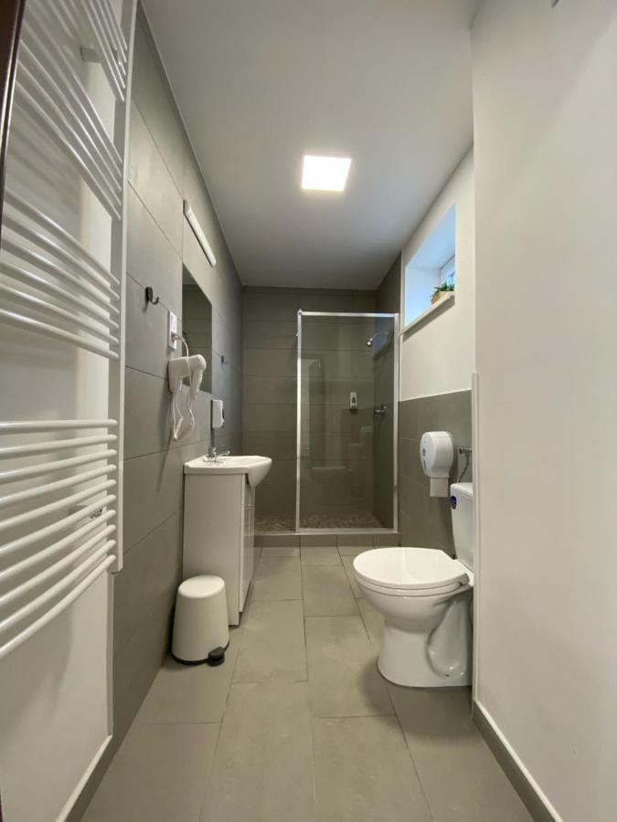 Sulyom Panzió Apartamento Tiszafüred Exterior foto